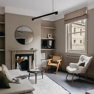 The Curator's - Spacious 2 Bedrooms Bath